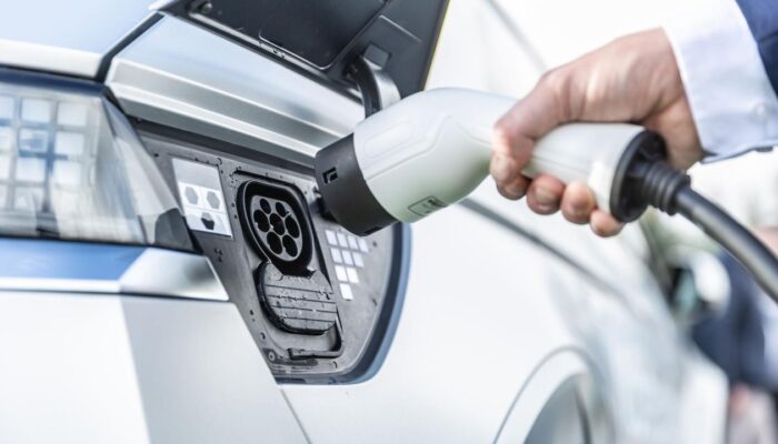 EV Charging Network Expands: A Global Shift